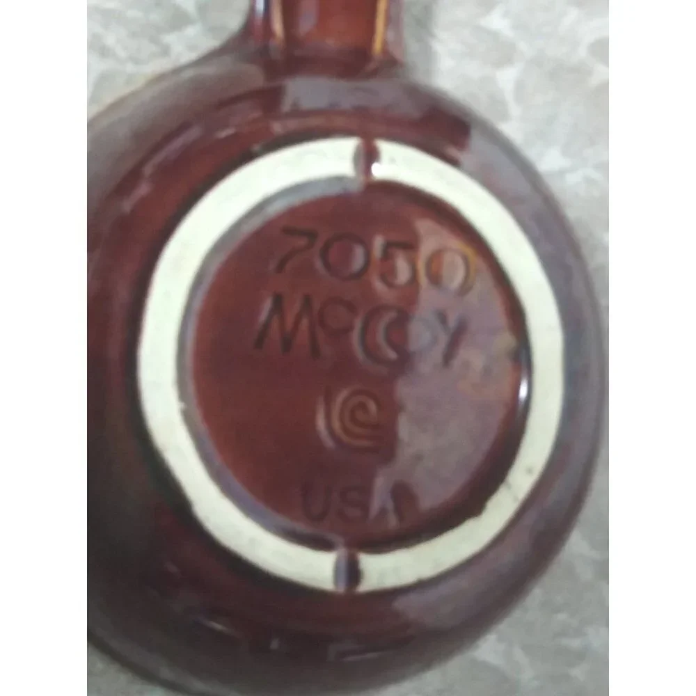 VTG McCoy Drip Glaze Soup/Chili Bowl w/Handle 7050 Brown Pottery EXCELLENT